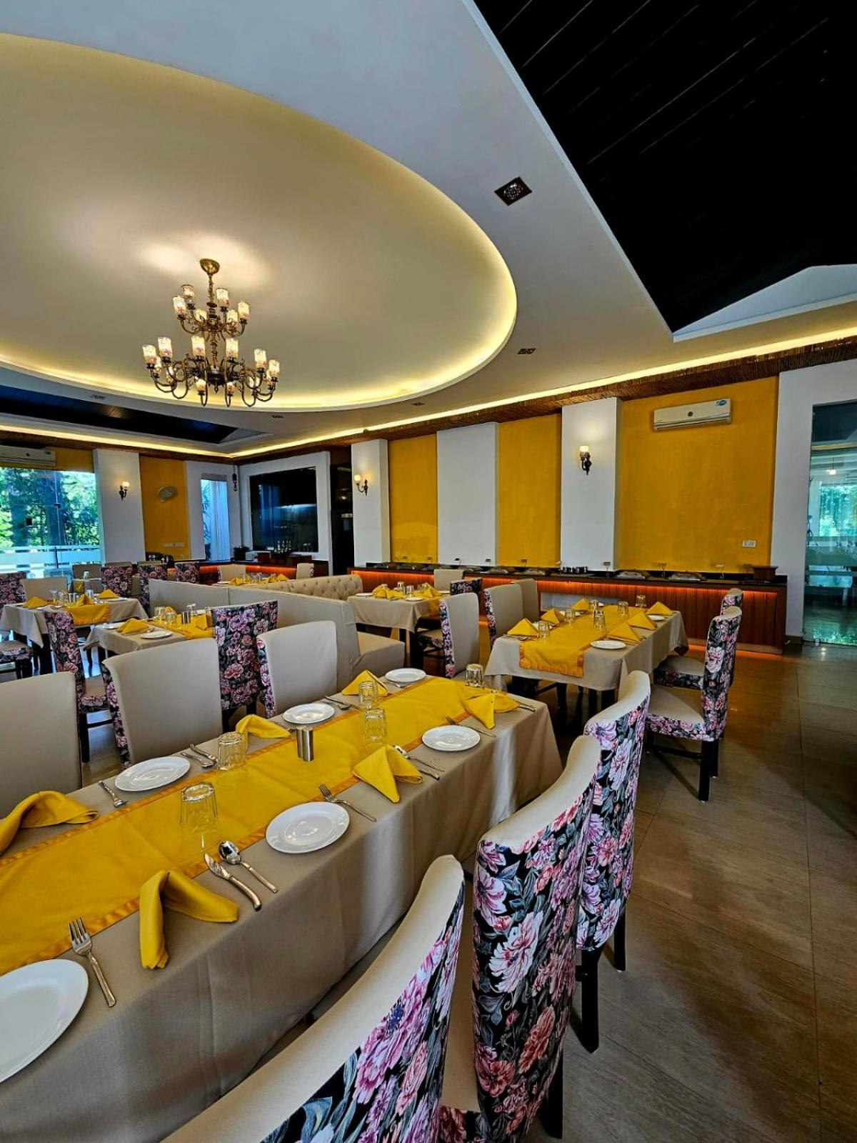 Corbett Tusker Trail Hotel Kashipur Luaran gambar
